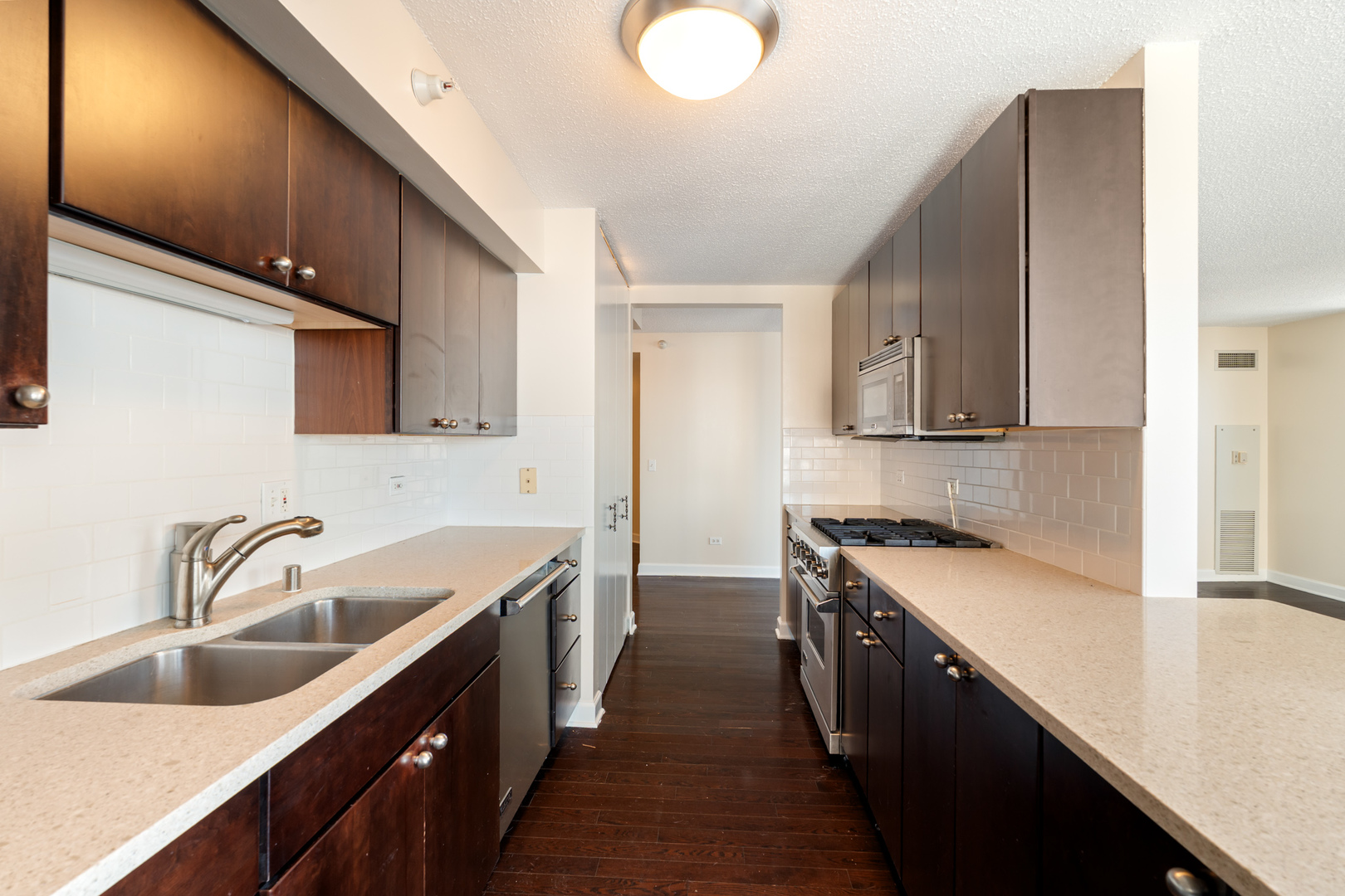 5th image of 545 N Dearborn St #2301, Chicago, IL 60654 | MLS# 12727773