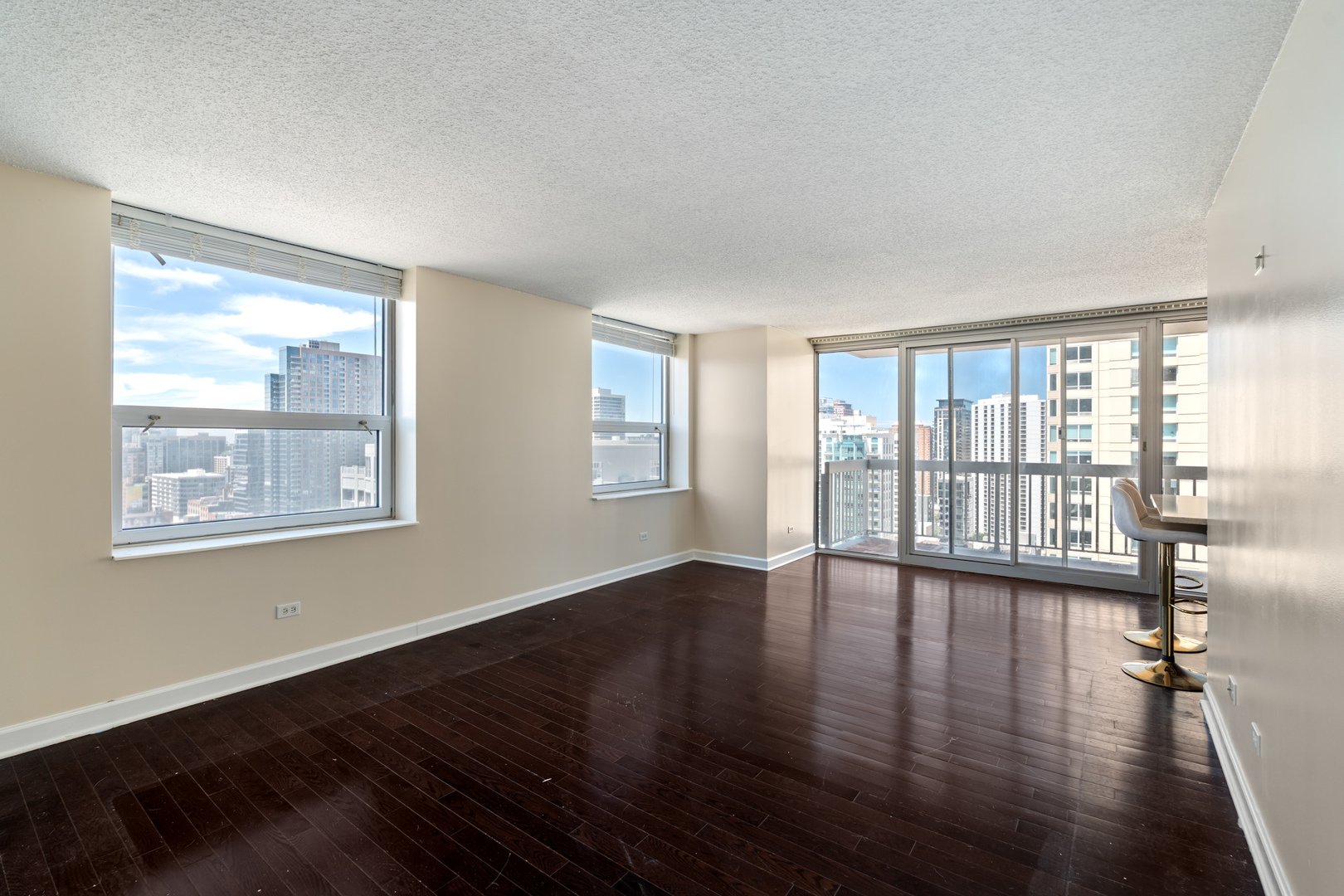 4th image of 545 N Dearborn St #2301, Chicago, IL 60654 | MLS# 12727773