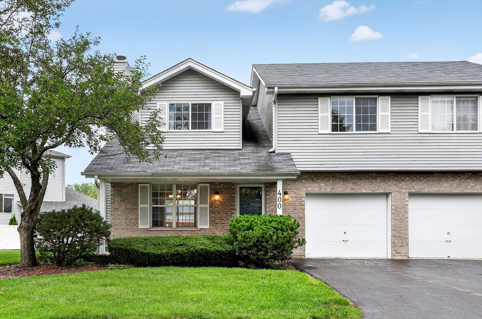 1st image of 400 S Frontenac St, Aurora, IL 60504 | MLS# 12727854