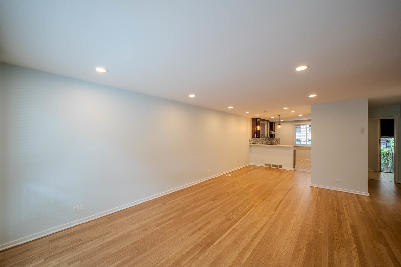 2nd image of 934 E 55th St, Chicago, IL 60615 | MLS# 12727881