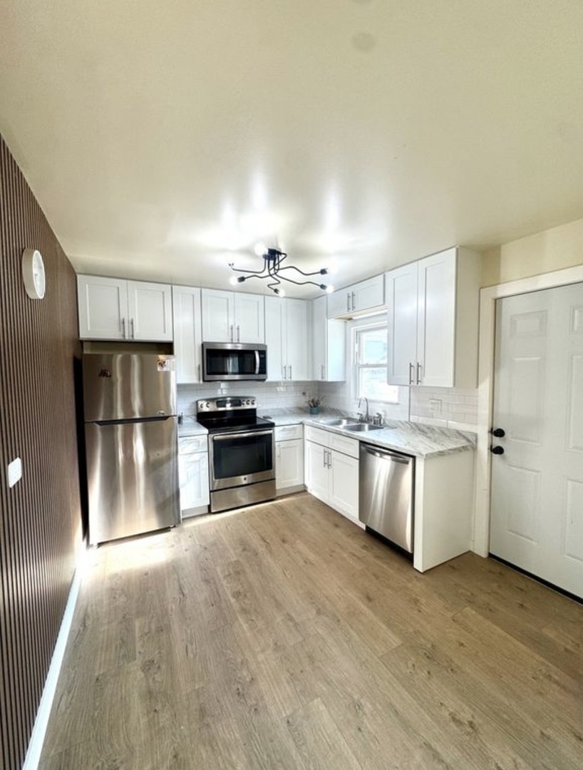 3rd image of 262 Station Dr, Wood Dale, IL 60191 | MLS# 12727907