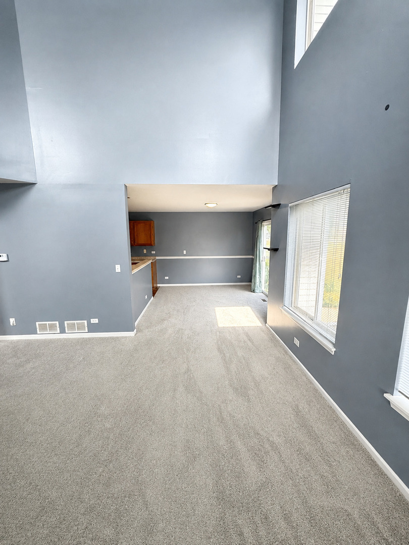 5th image of 2112 Orchard Ln, Carpentersville, IL 60110 | MLS# 12728068