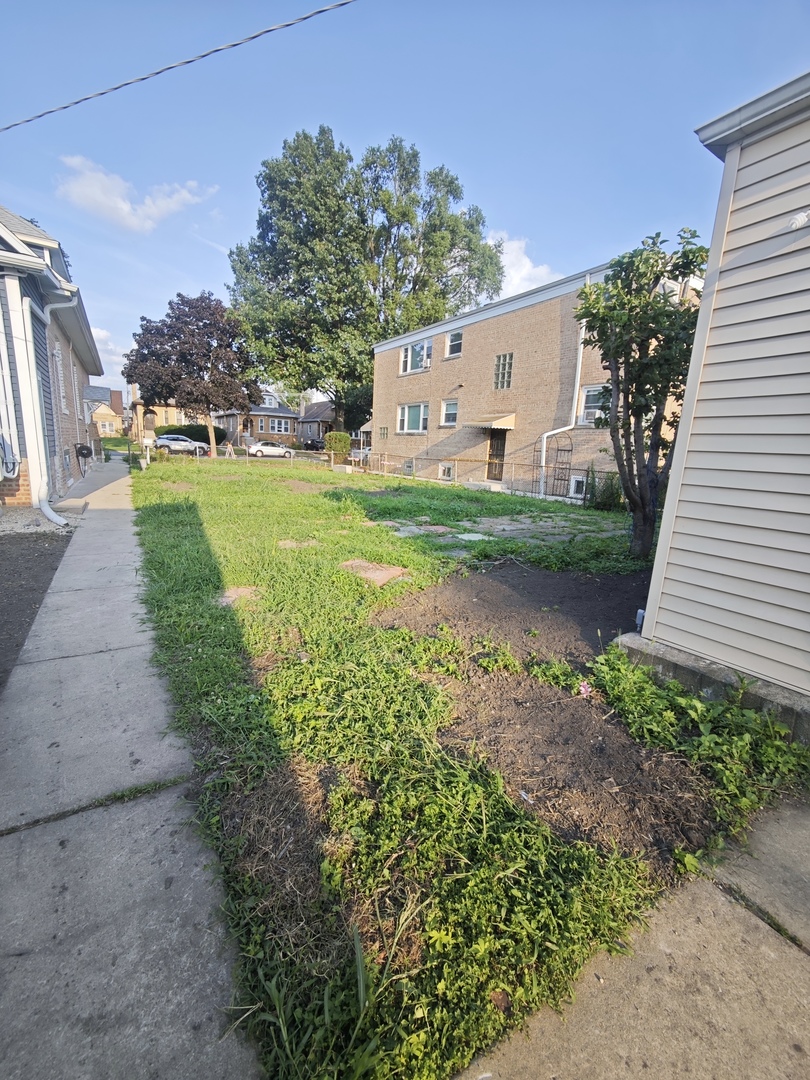 4th image of 2922 N 75Th Ct, Elmwood Park, IL 60707 | MLS# 12728231