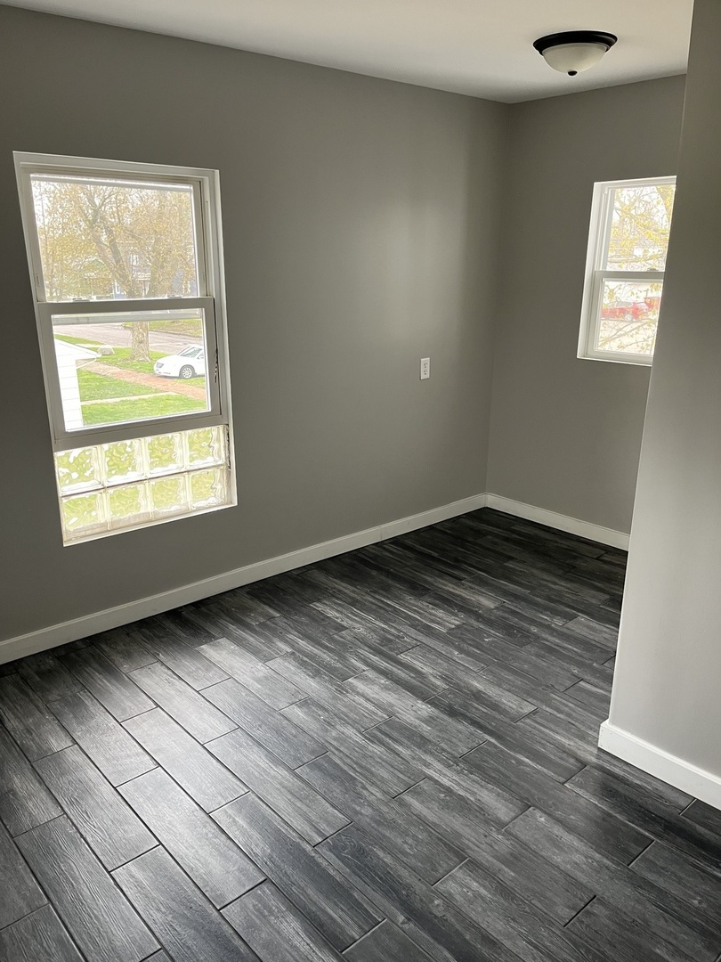 4th image of 102 E Stanton St, Streator, IL 61364 | MLS# 12728244