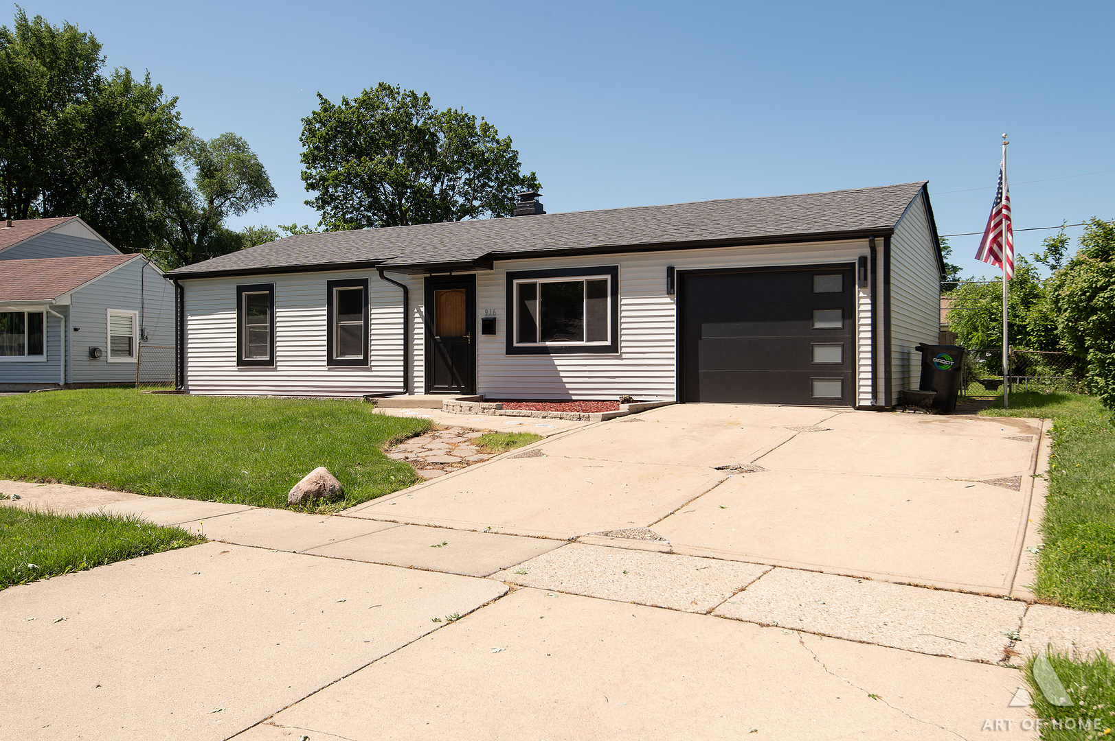 1st image of 916 Mulberry Ln, Streamwood, IL 60107 | MLS# 12728426