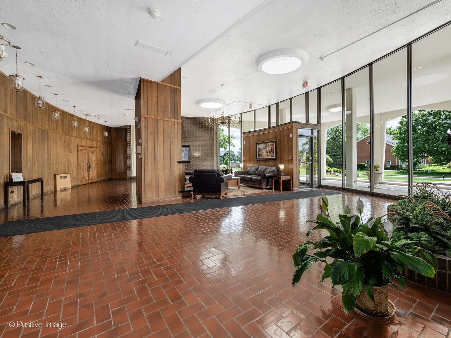 5th image of 40 N Tower Rd #5A, Oak Brook, IL 60523 | MLS# 12728492