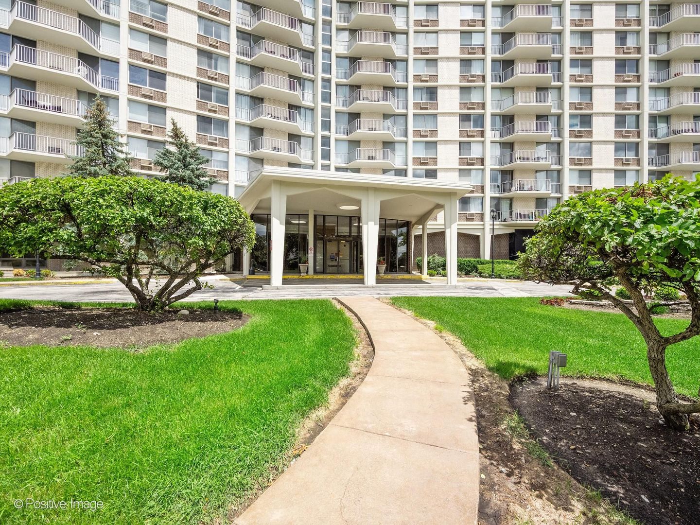 3rd image of 40 N Tower Rd #5A, Oak Brook, IL 60523 | MLS# 12728492