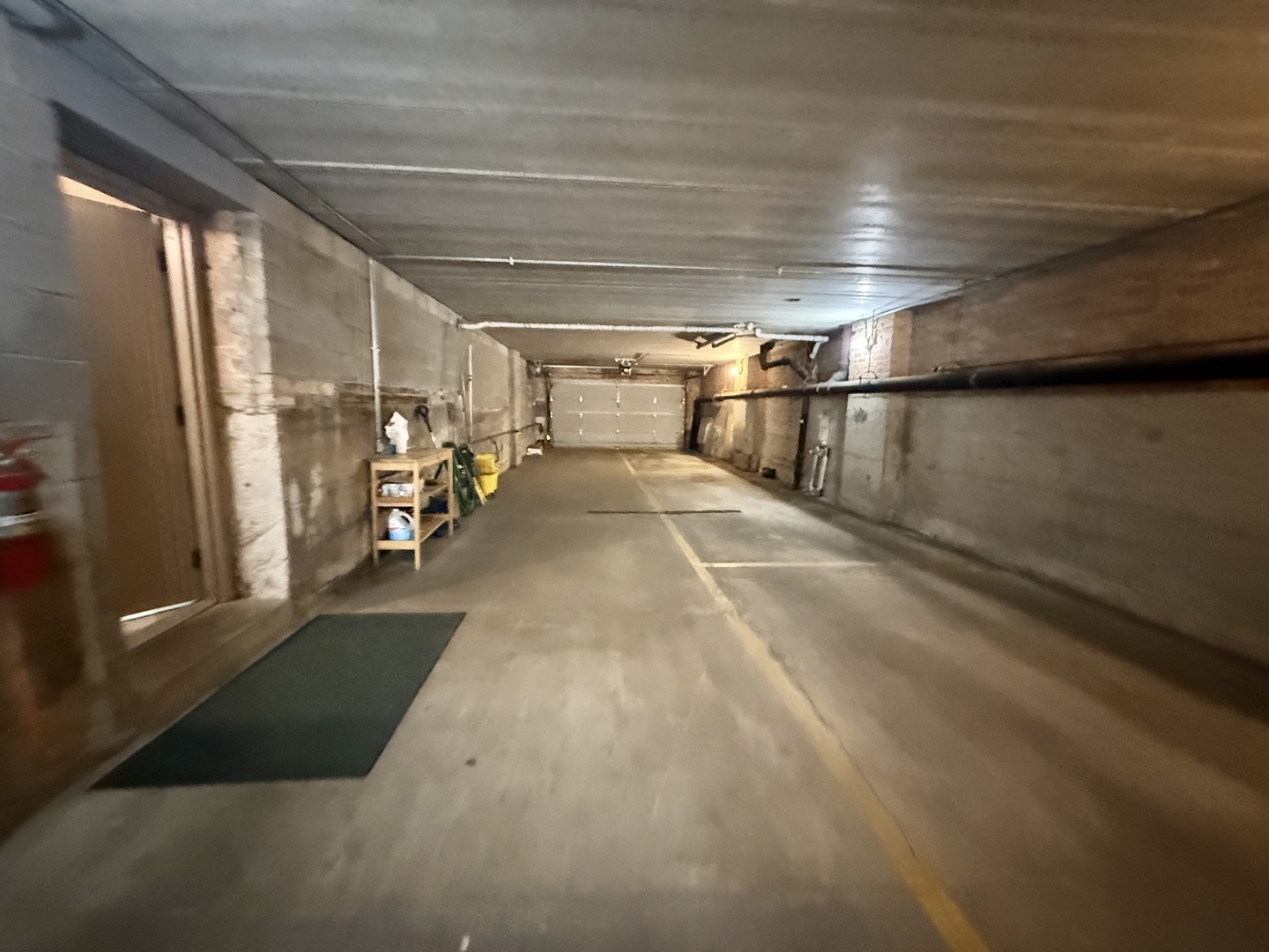 2nd image of 1122 W Newport Ave, Chicago, IL 60657
