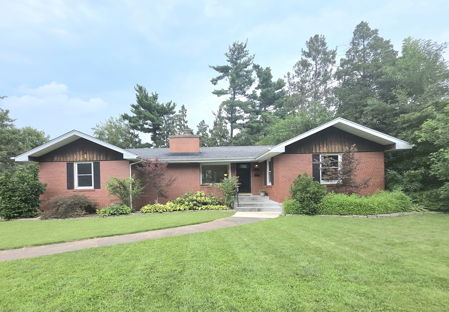 1st image of 629 Dundee Ave, Flossmoor, IL 60422 | MLS# 12728710