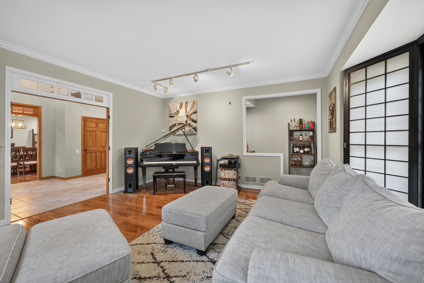 5th image of 25549 N Broken Bow Pass, Barrington, IL 60010 | MLS# 12729019