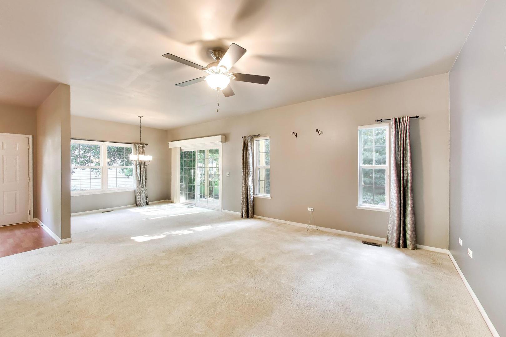 image of 2811 Granite Ct #2811, Crystal Lake, IL 60012 | MLS# 12729044