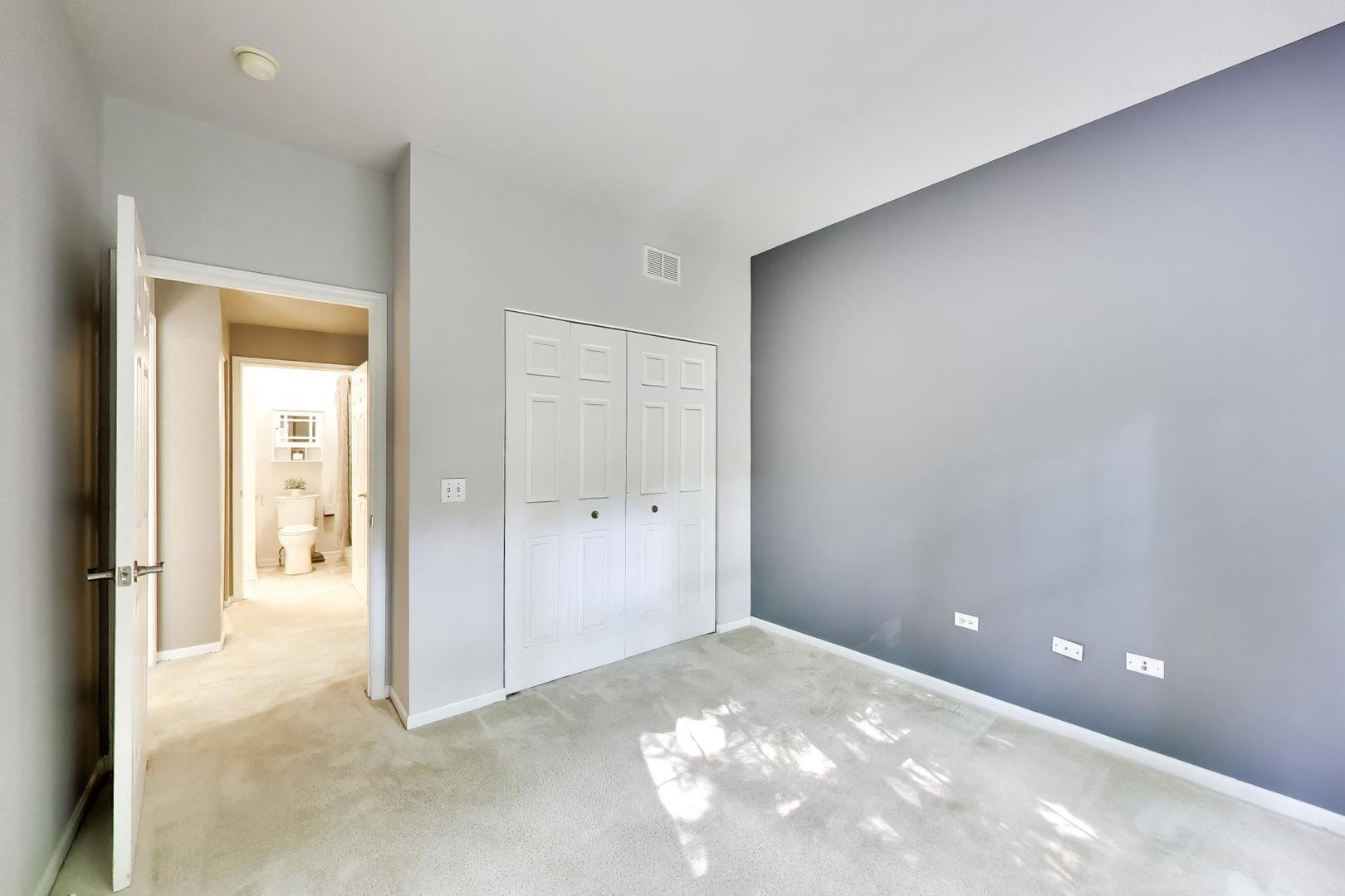 image of 2811 Granite Ct, Crystal Lake, IL 60012