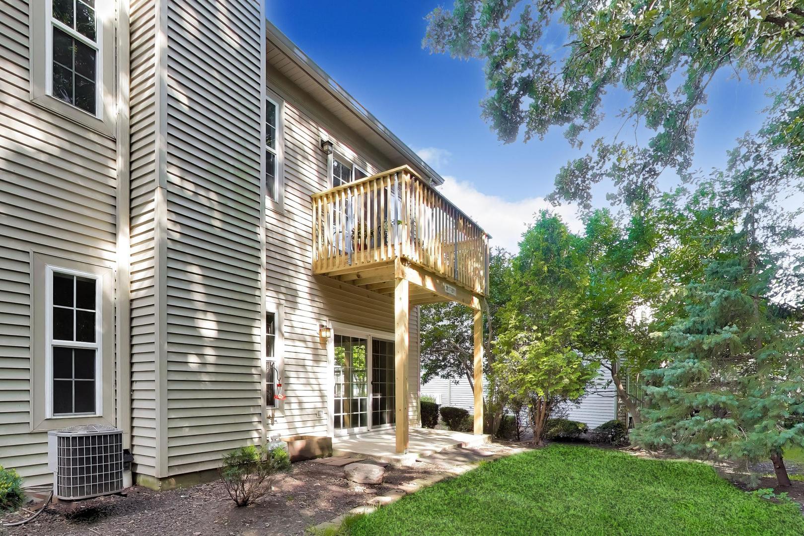image of 2811 Granite Ct, Crystal Lake, IL 60012