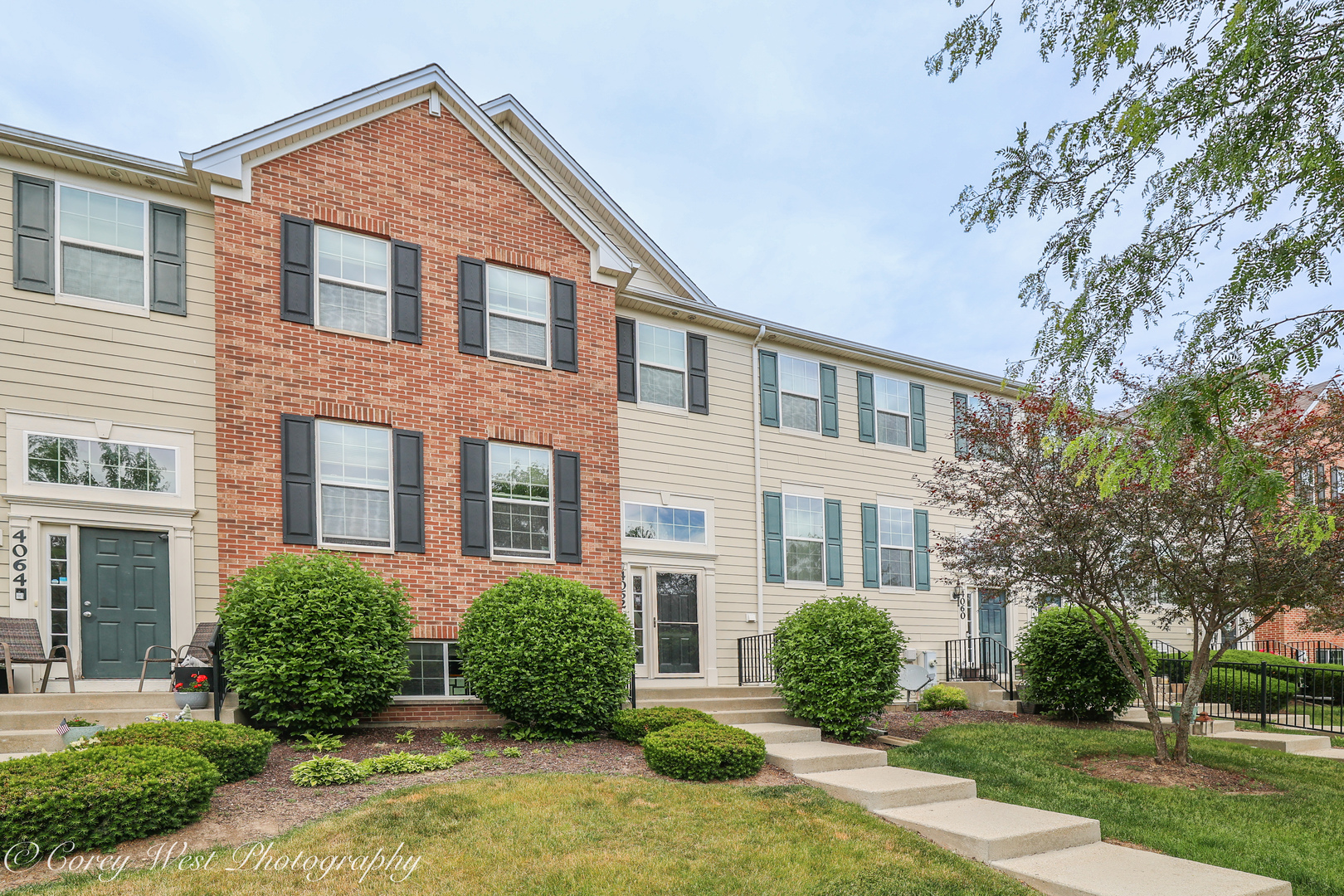 2nd image of 4062 Pompton Ave, Elgin, IL 60124 | MLS# 12729058