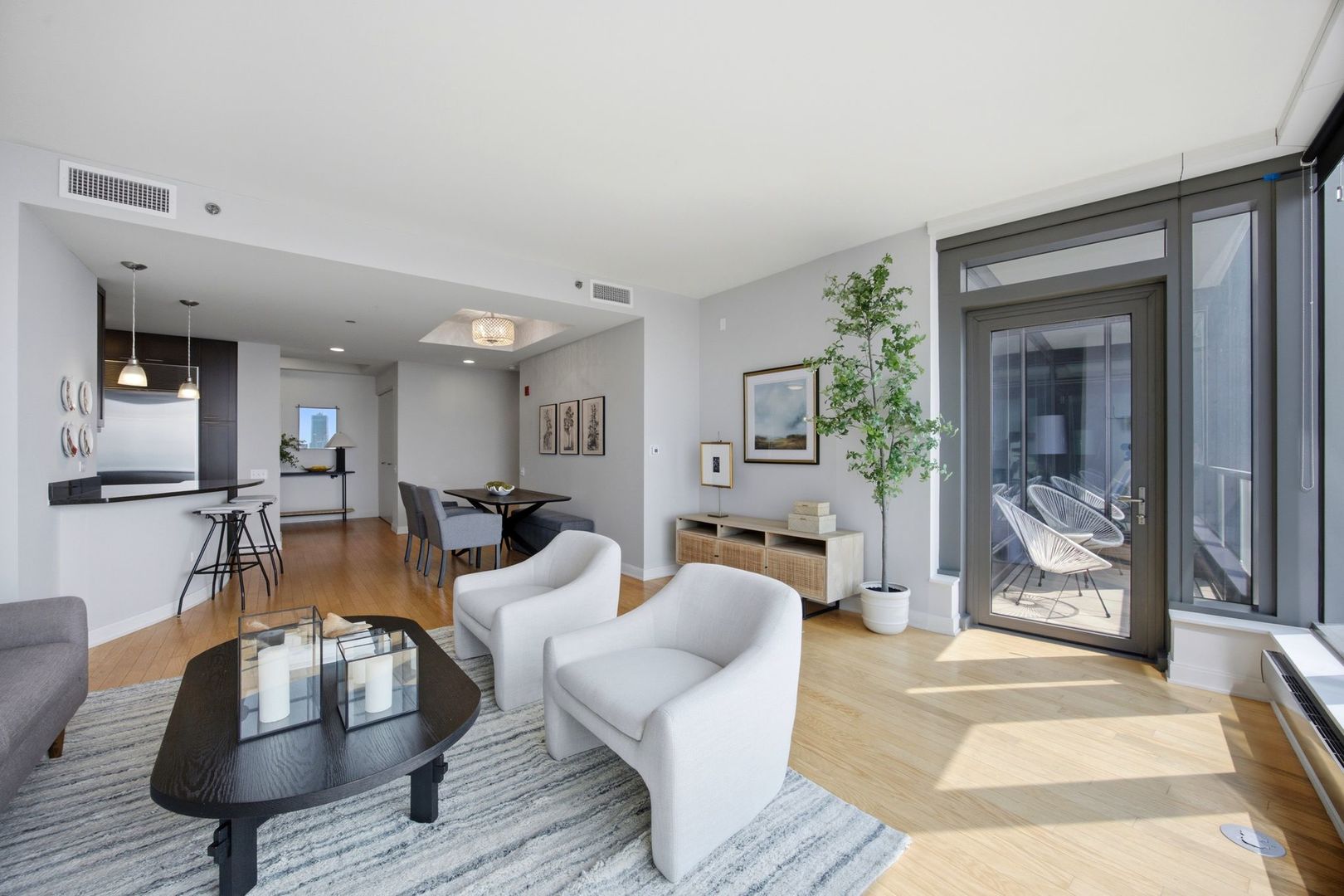5th image of 60 E Monroe St #5703, Chicago, IL 60603 | MLS# 12729123