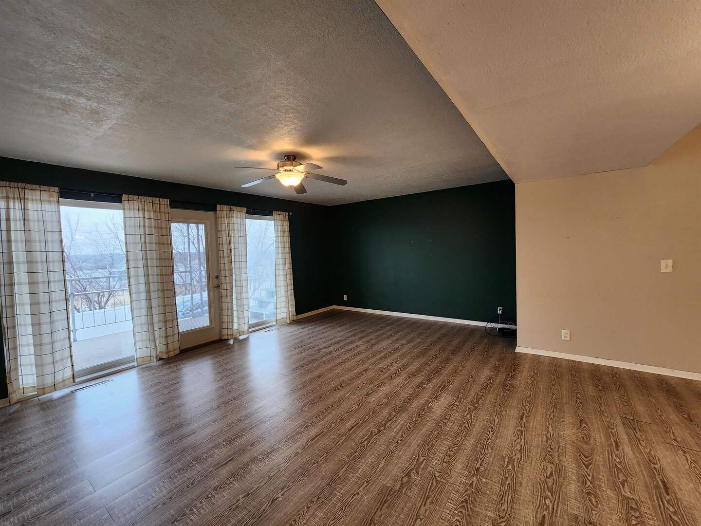 5th image of 3721 35Th St #1, Moline, IL 61265 | MLS# 12729202
