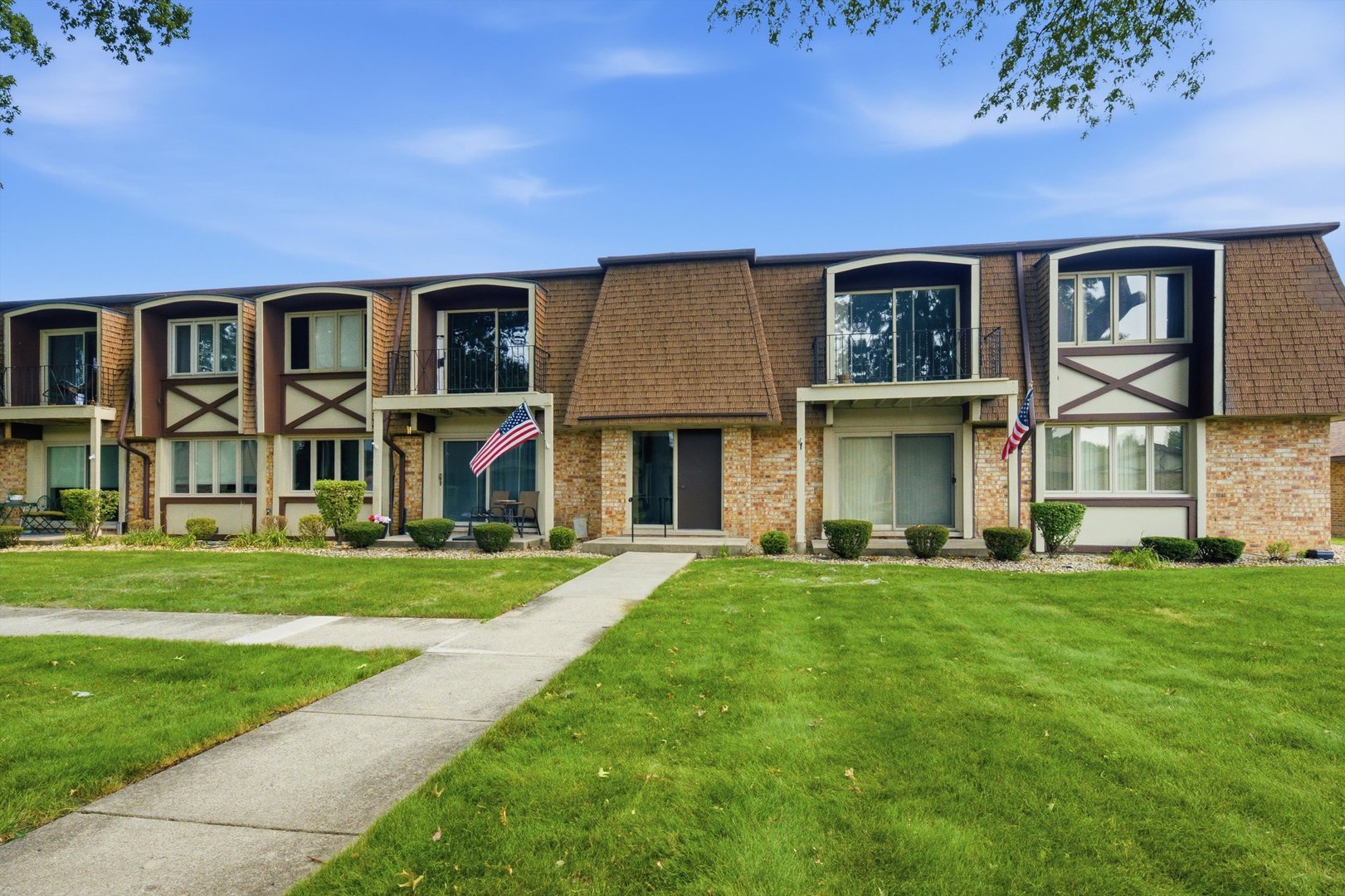 2nd image of 12750 Carriage Ln #A1, Crestwood, IL 60418 | MLS# 12729228