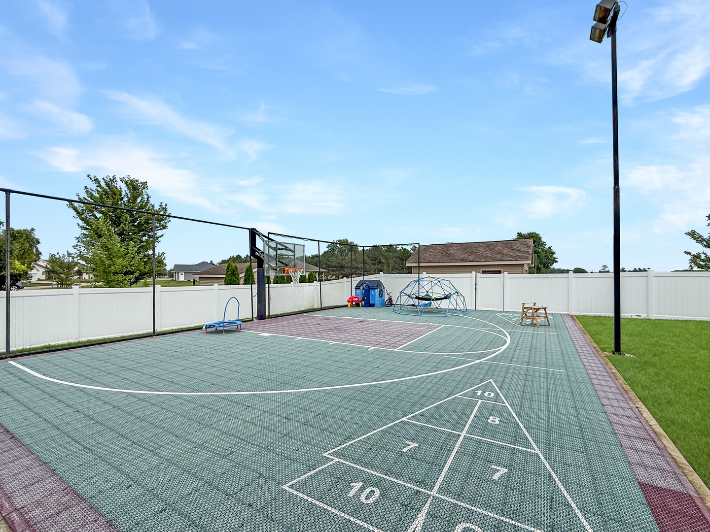 53rd image of 217 N Pointe Dr, Gifford, IL 61847 | MLS# 12729420