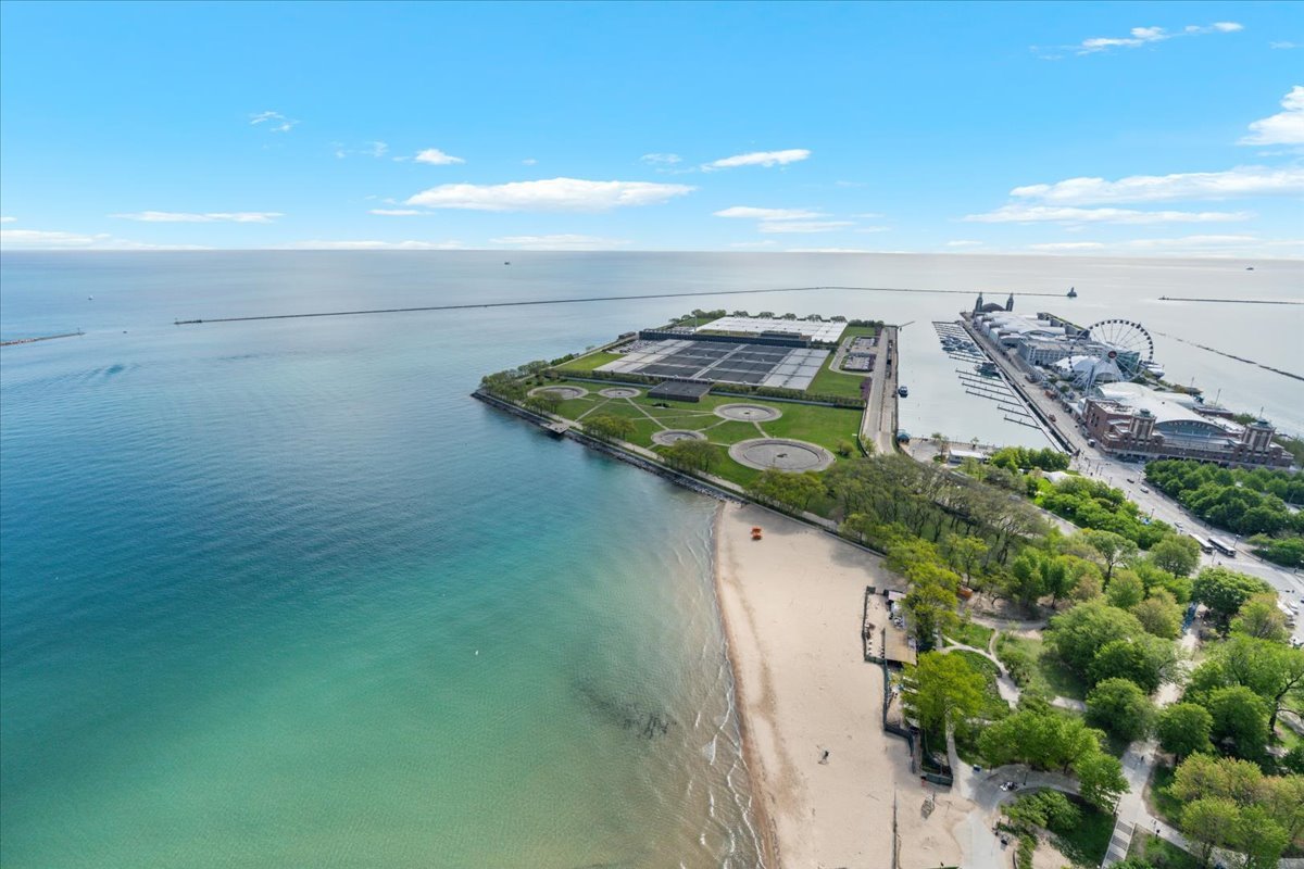4th image of 600 N Lake Shore Dr #3804, Chicago, IL 60611 | MLS# 12729535