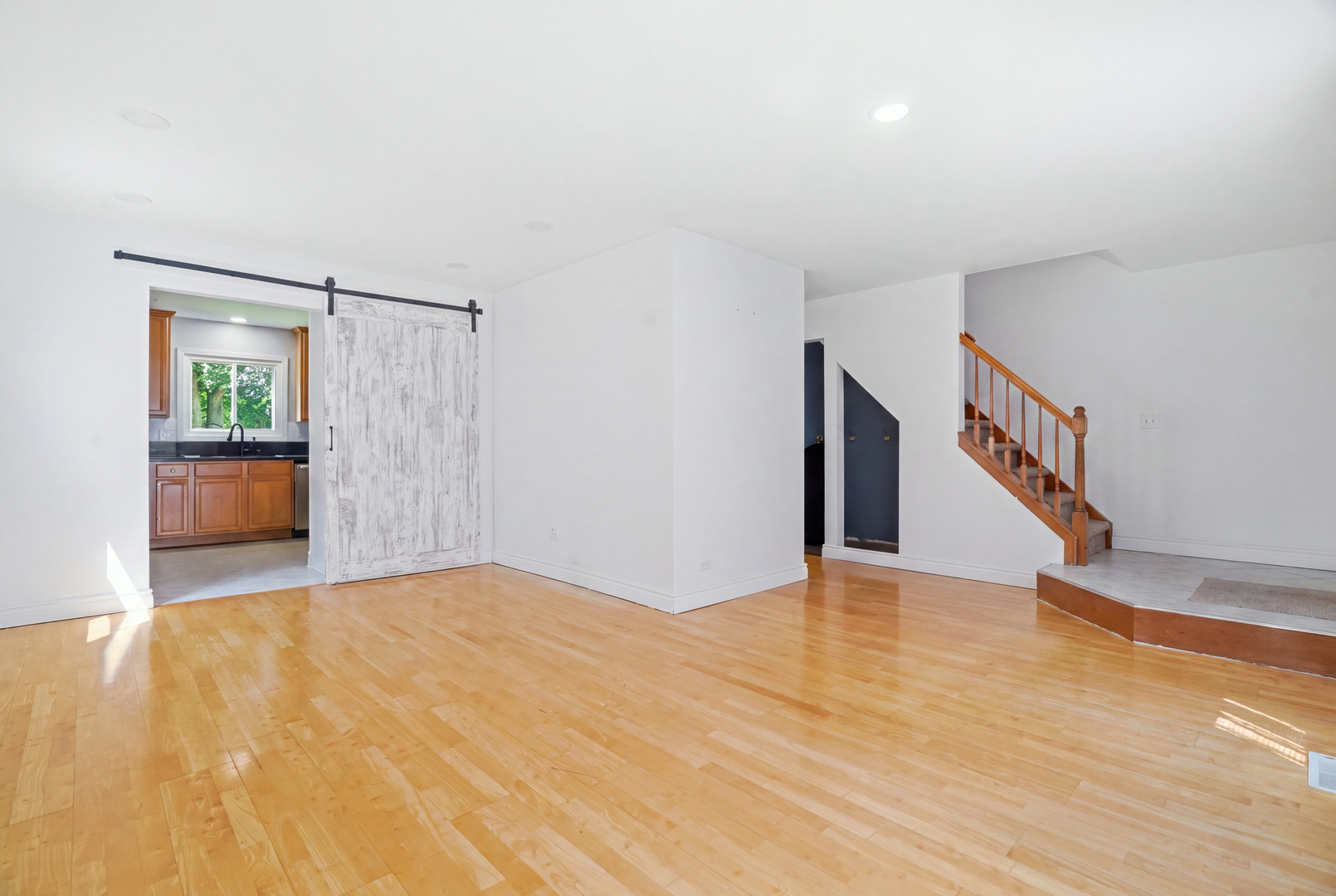 3rd image of (Undisclosed), Gurnee, IL 60031 | MLS# 12729720