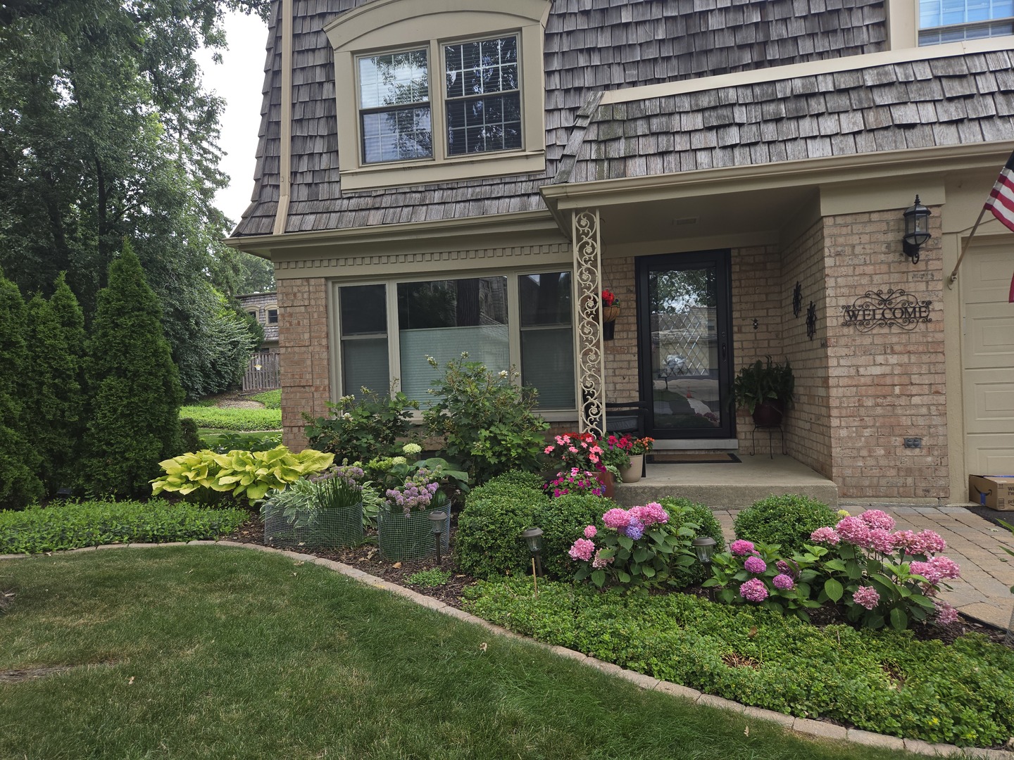 Photo 1 of Townhouse for sale at 19w082 Ave Barbizon, Oak Brook, IL 60523 | MLS# 12729770 | Listing updated on 2026-09-05