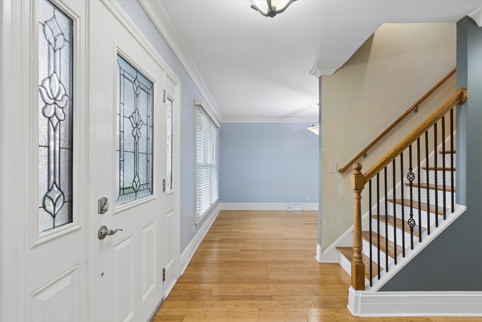 3rd image of 1808 W Pheasant Trl, Mount Prospect, IL 60056 | MLS# 12730428