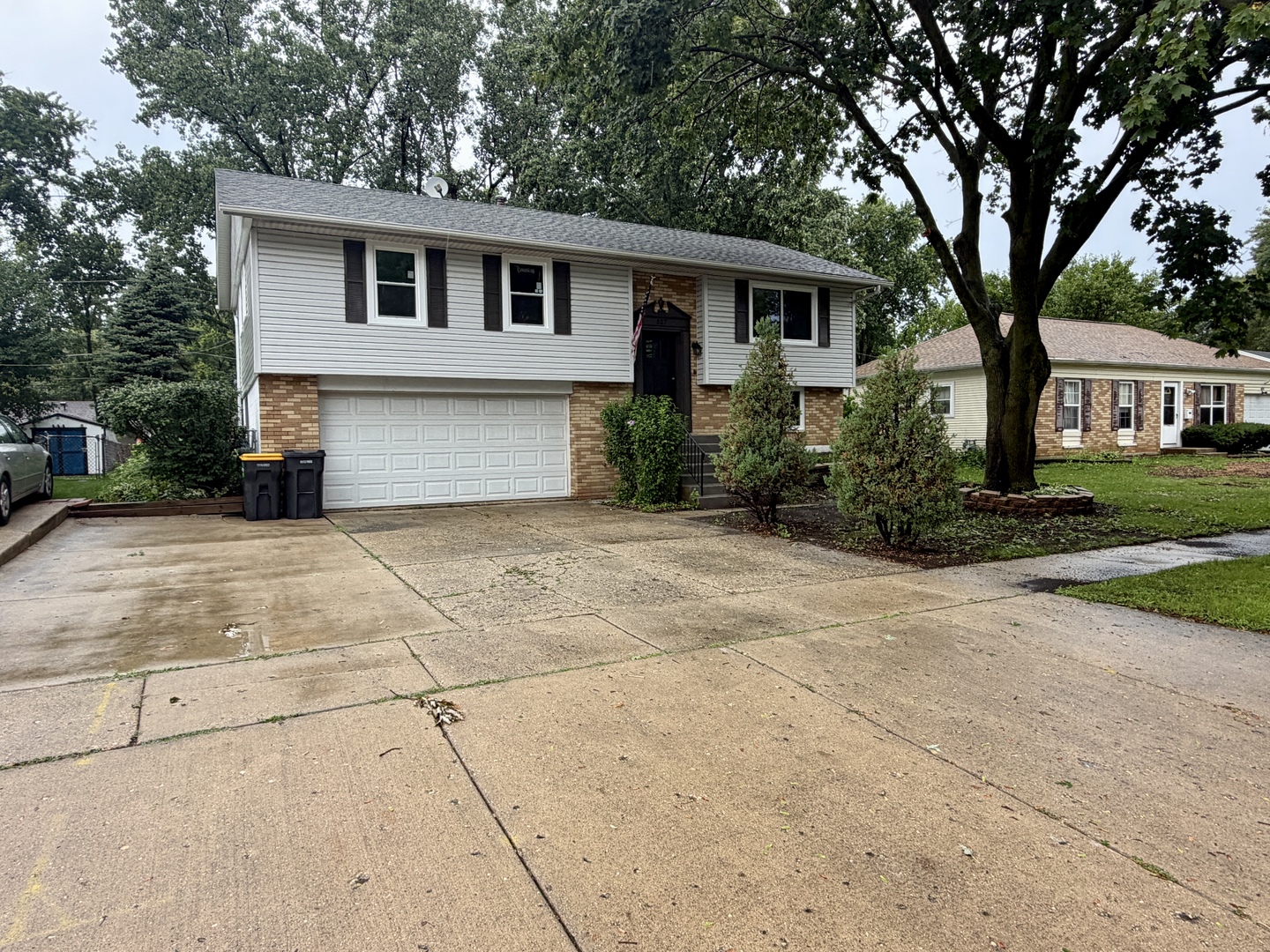 1st image of 807 Hayward Ave, Streamwood, IL 60107 | MLS# 12730433