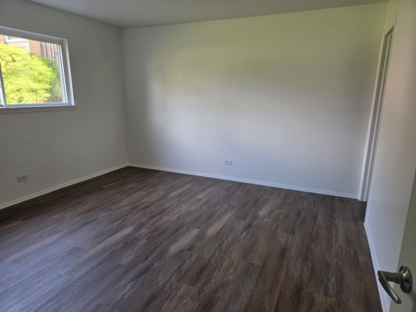 2nd image of 7a Kingery Quarter Dr, Willowbrook, IL 60527