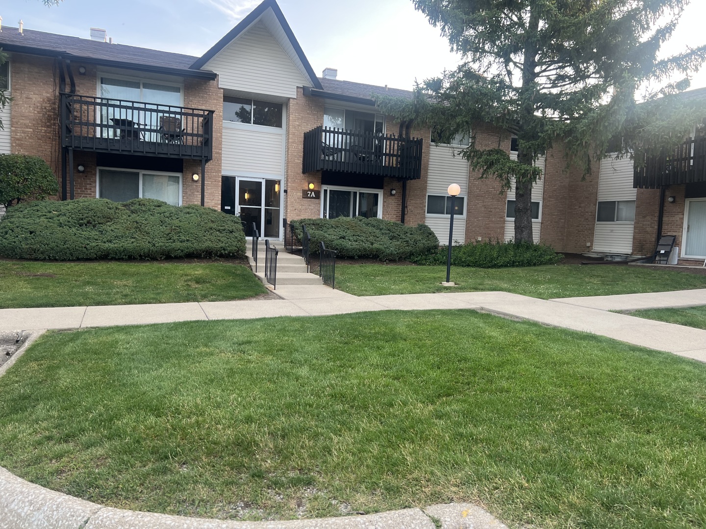 1st image of 7a Kingery Quarter Dr #101, Willowbrook, IL 60527 | MLS# 12730694