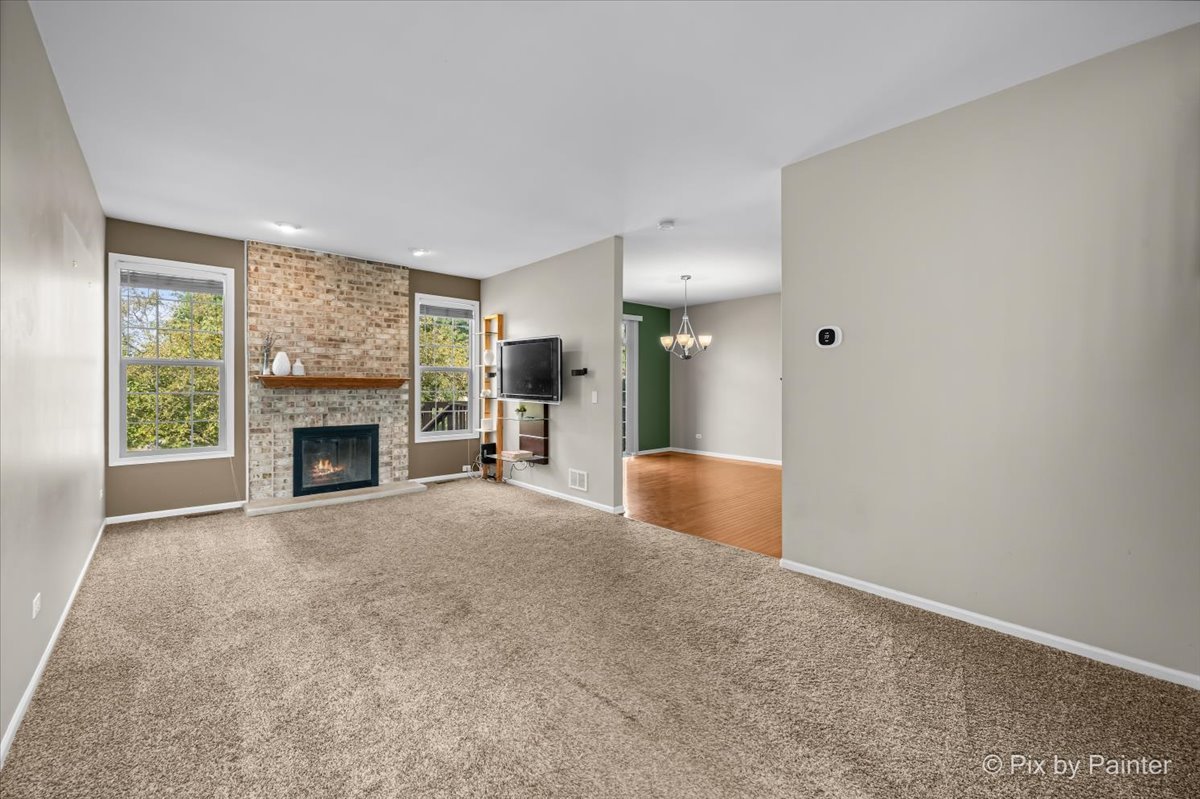 5th image of 1248 Bradley Cir, Elgin, IL 60120 | MLS# 12732361