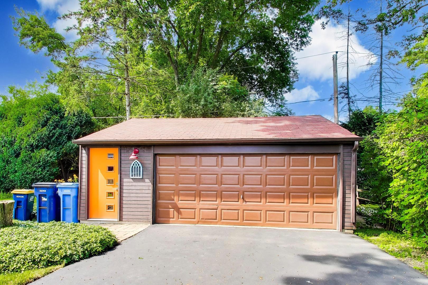 29th image of 1353 Golf Ave, Highland Park, IL 60035 | MLS# 12733411