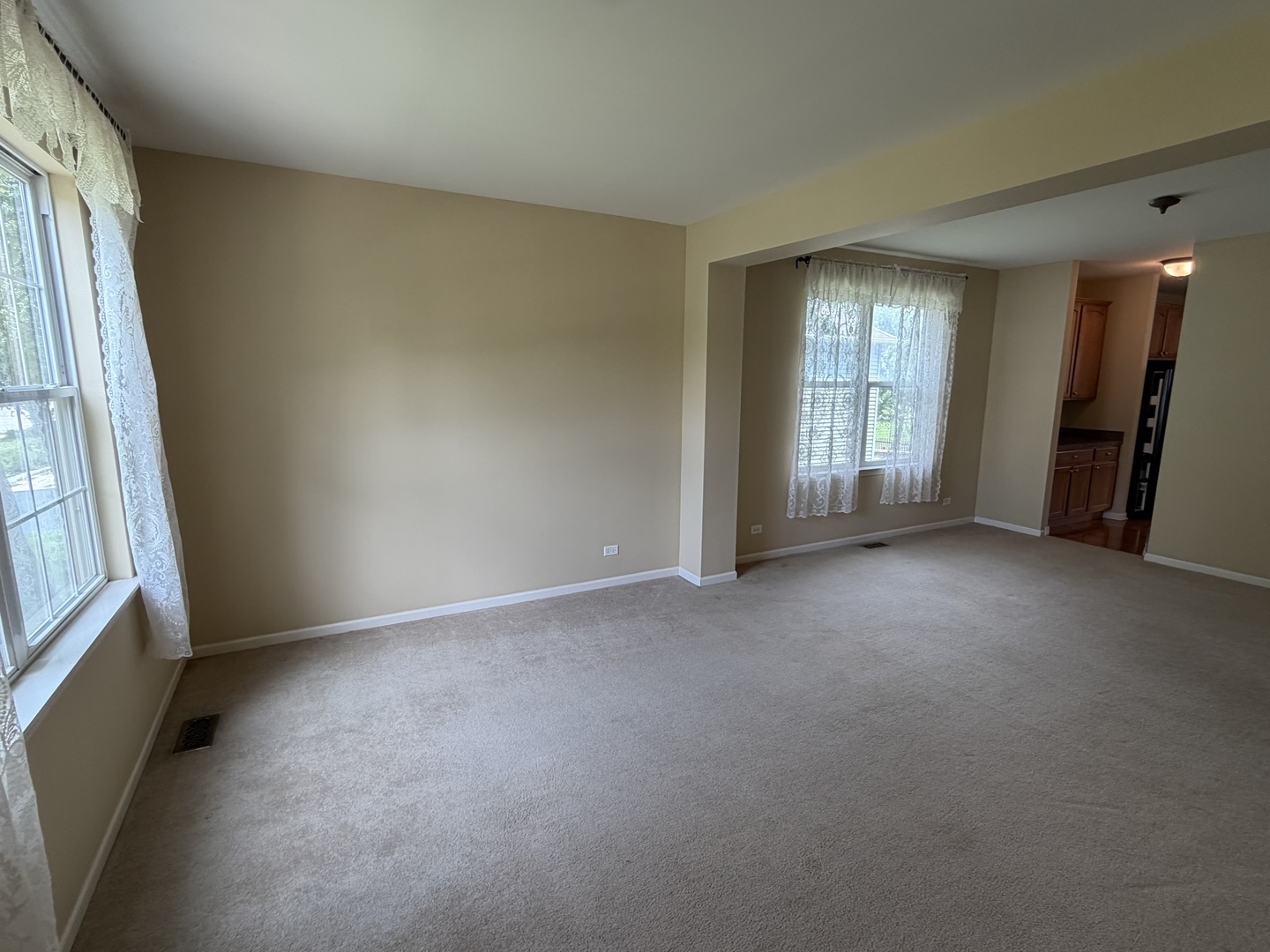 2nd image of 4604 Mclaren Dr, Oswego, IL 60543 | MLS# 12733683