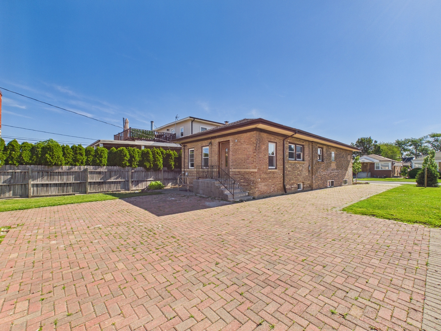 4th image of 2716 N 75Th Ct, Elmwood Park, IL 60707 | MLS# 12733692