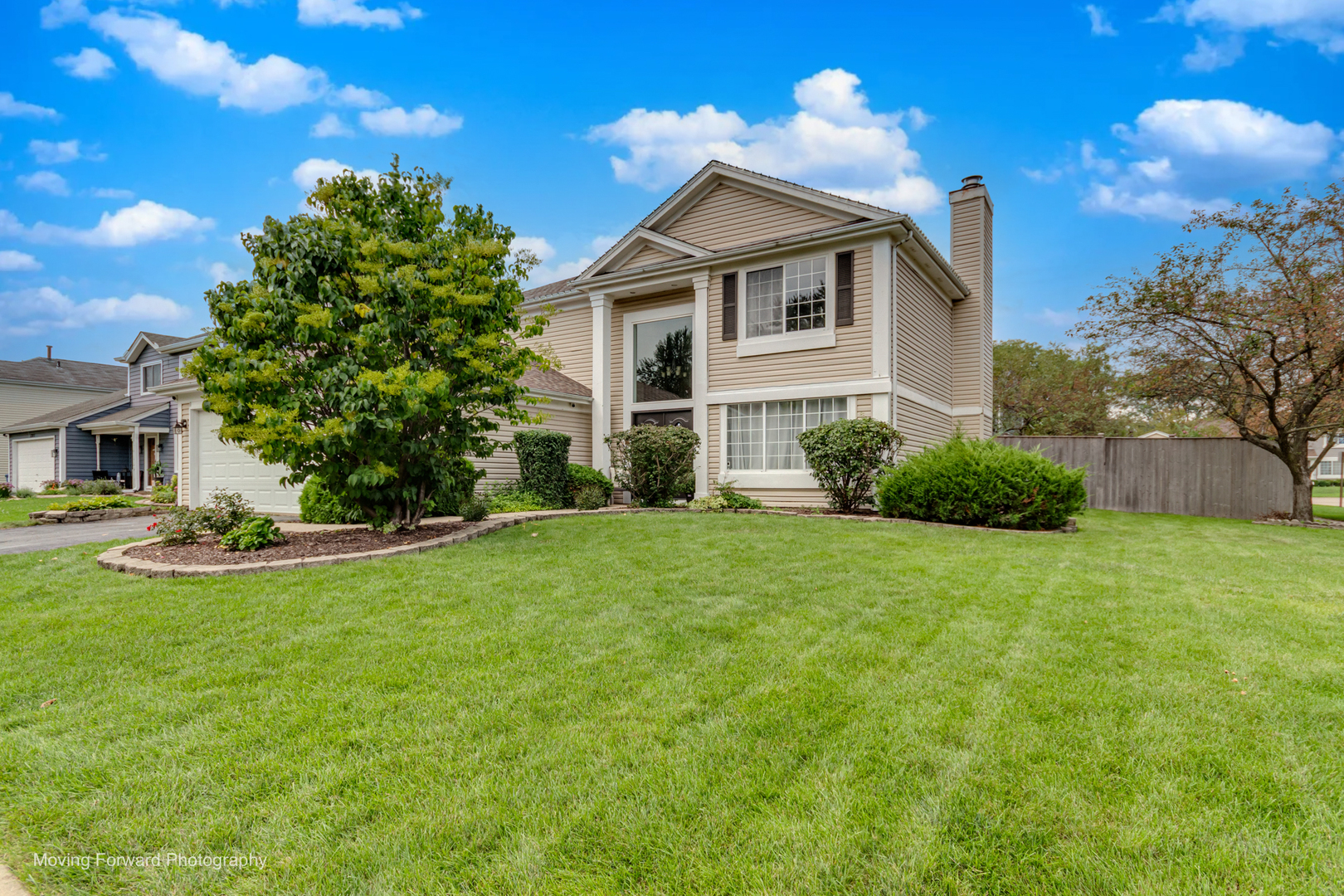 2nd image of 1301 Big Oak Trl, Aurora, IL 60506 | MLS# 12733819