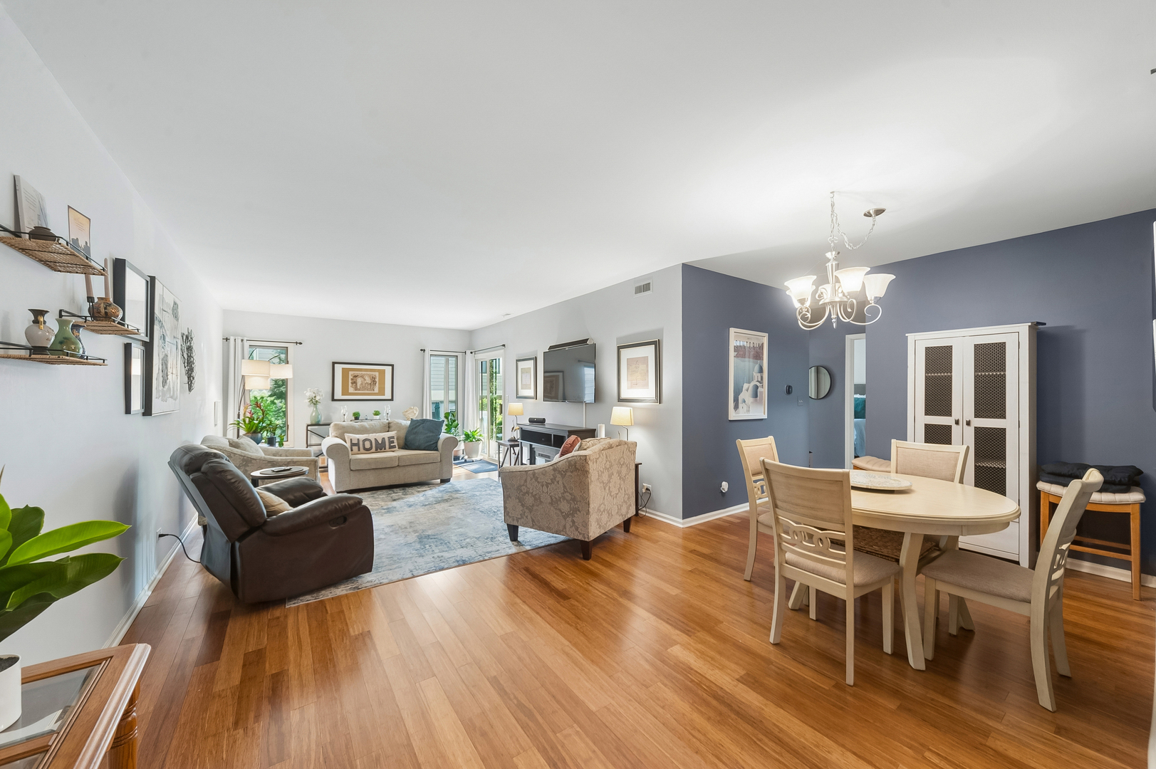 Photo 1 of Condo for sale at 1214 Gulfstream Pkwy #19B, Libertyville, IL 60048 | MLS# 12734218 | Listing updated on 2026-09-04