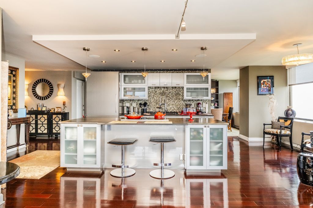 5th image of 2800 N Lake Shore Dr #3814-3816, Chicago, IL 60657 | MLS# 12734235