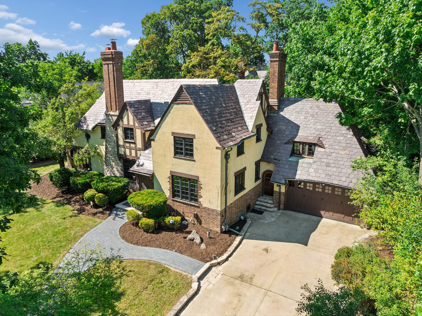 2nd image of 465 Dundee Rd, Glencoe, IL 60022 | MLS# 12734520