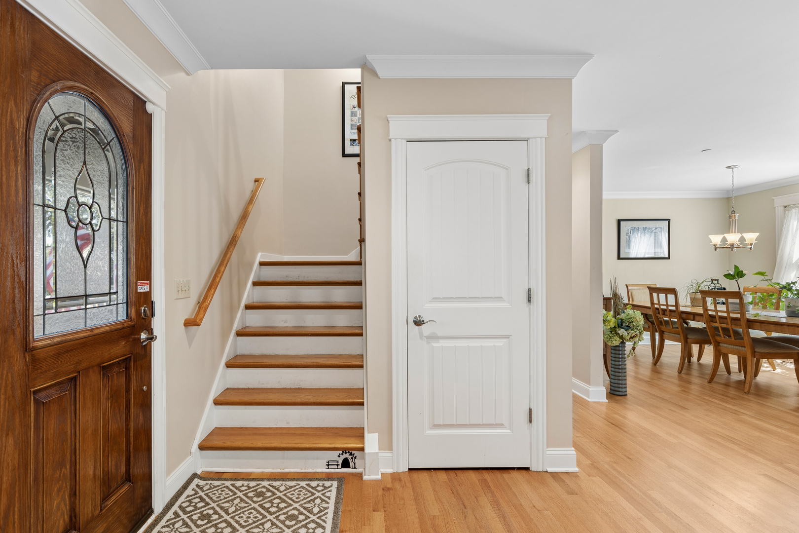 5th image of 118 Waverly Rd, Barrington, IL 60010 | MLS# 12735525