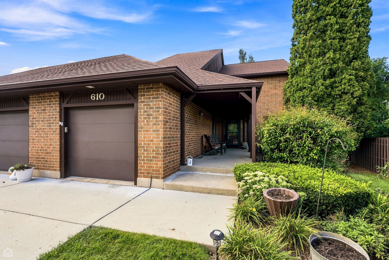 1st image of 610 Cress Creek Ln, Crystal Lake, IL 60014 | MLS# 12737157