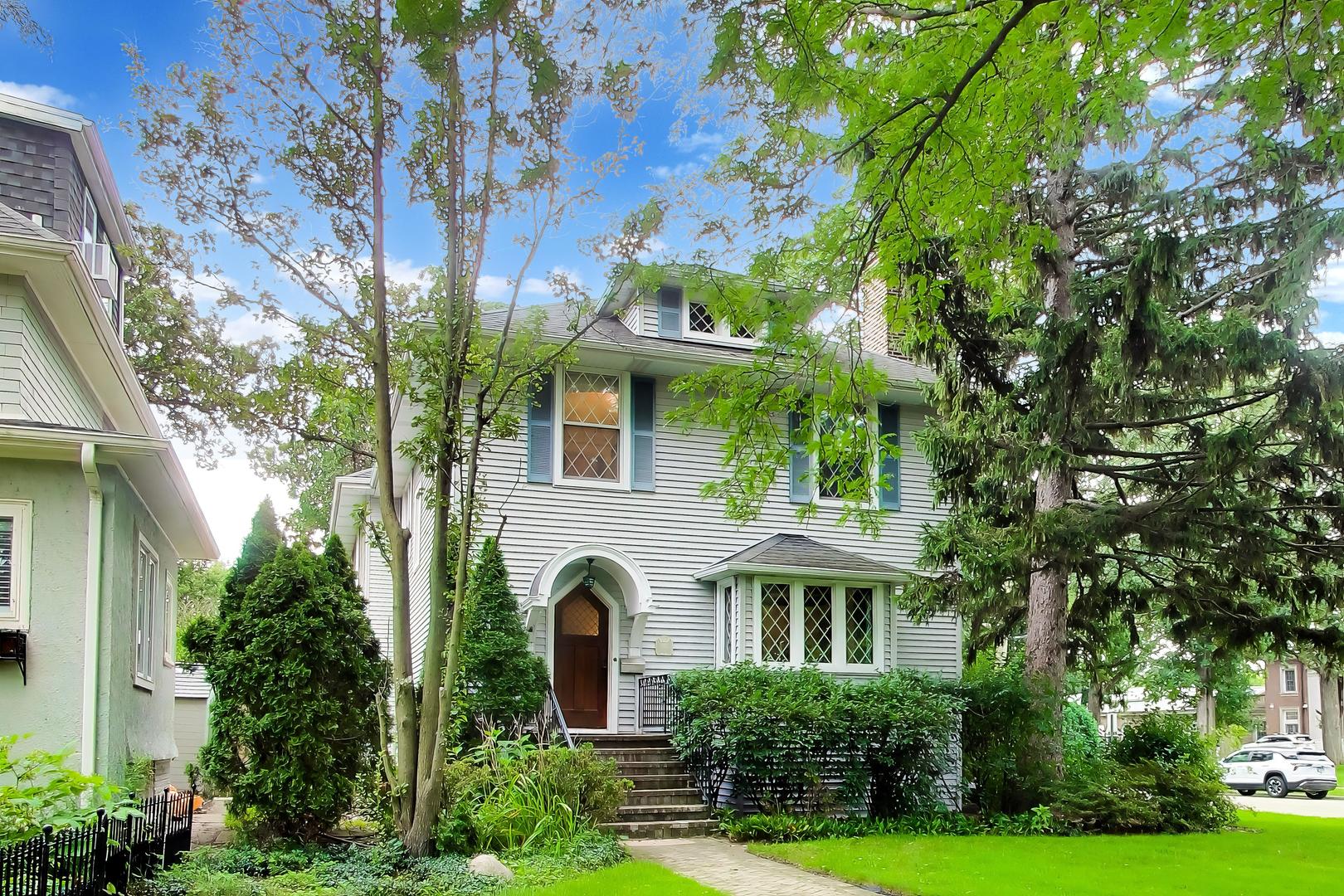 3rd image of 1110 Elm St, Winnetka, IL 60093 | MLS# 12737437