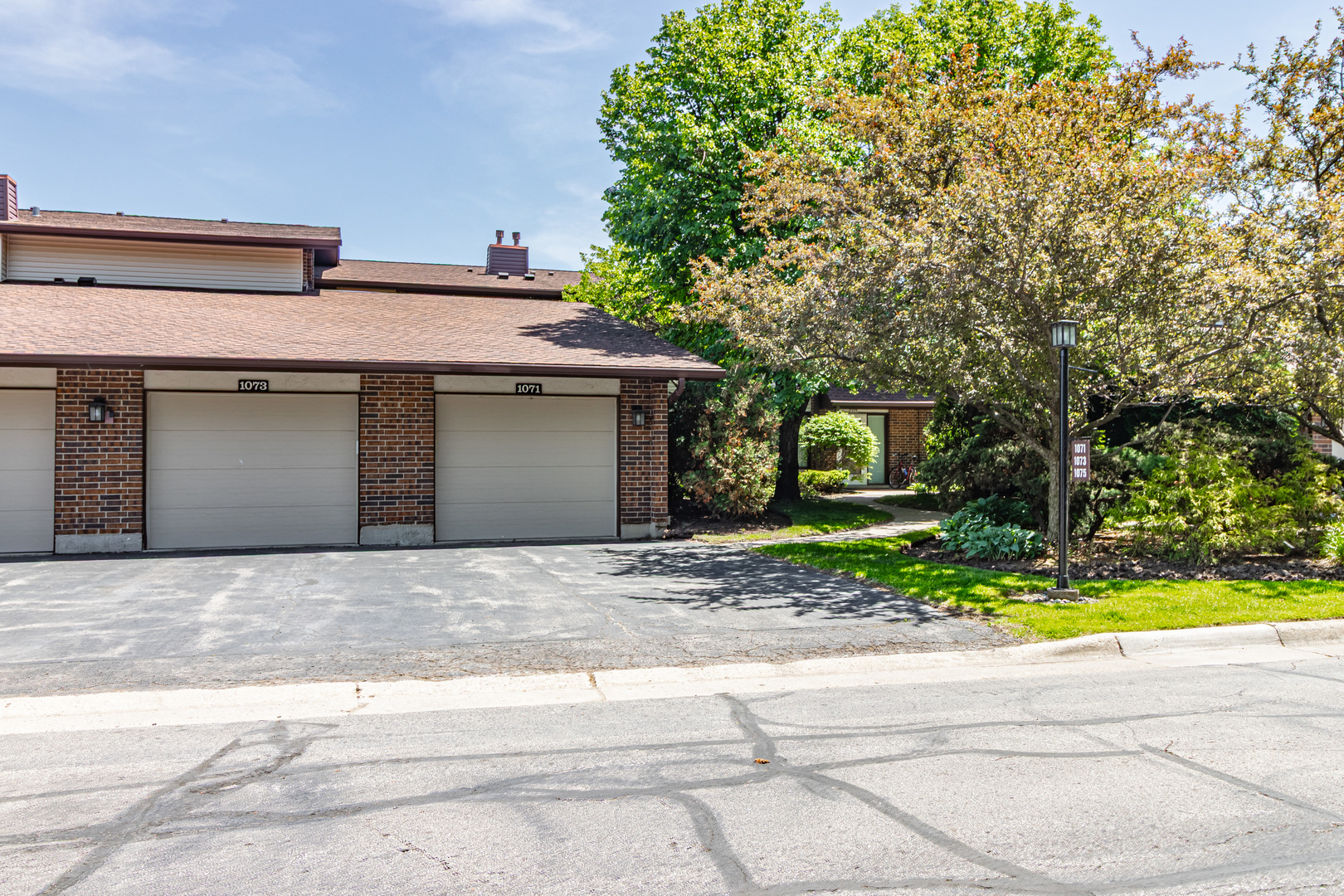 24th image of 1071 Deerfield Pl, Highland Park, IL 60035 | MLS# 12738812