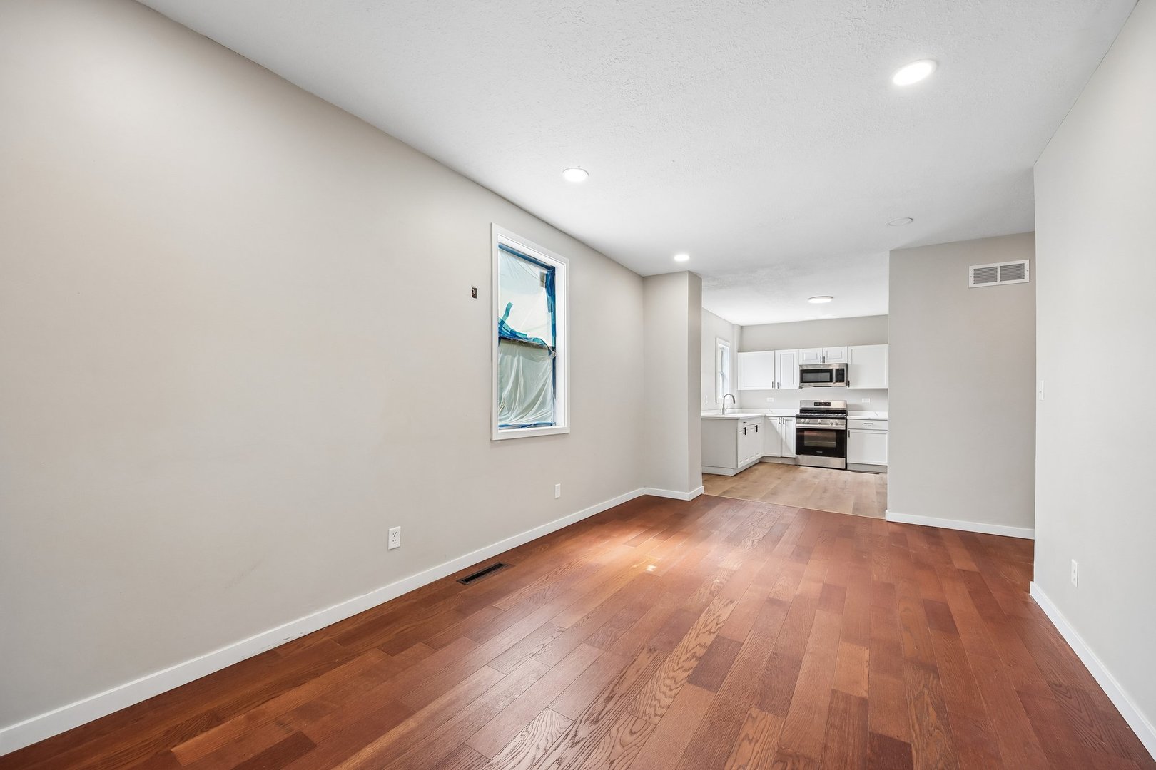 5th image of 255 N Hunter Ave, Kankakee, IL 60901 | MLS# 12745667