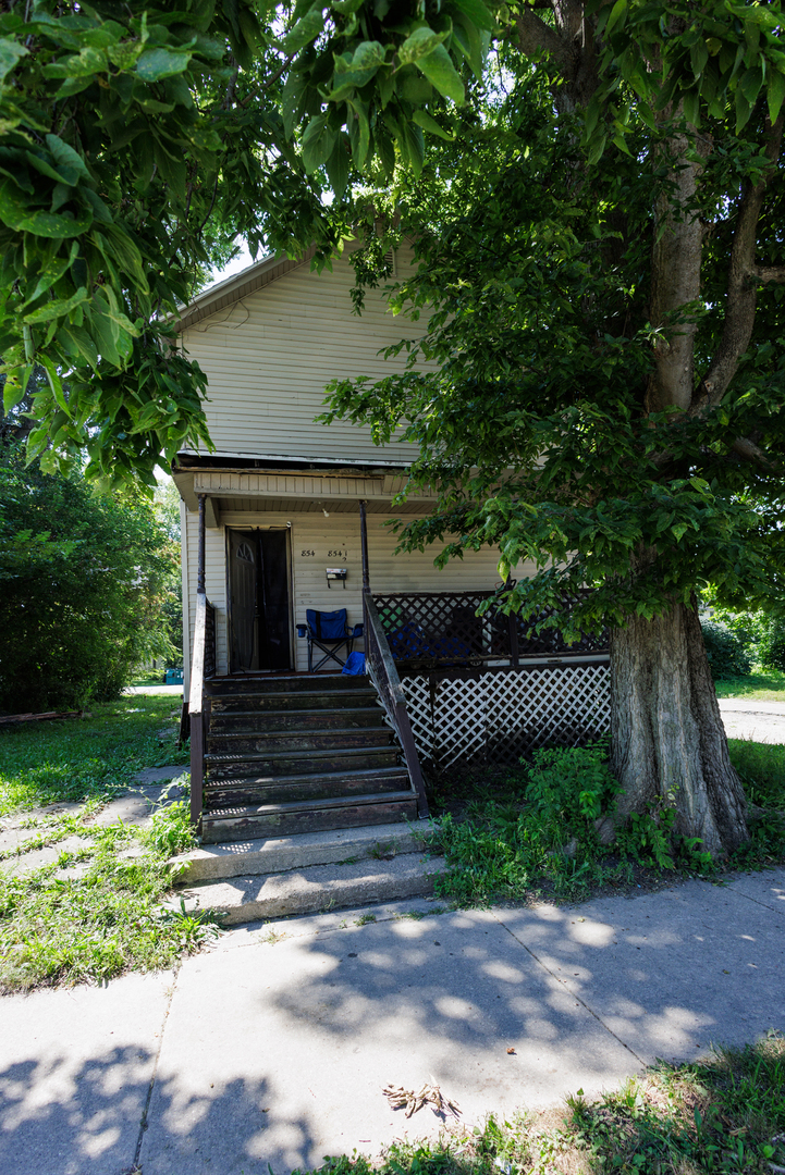 2nd image of 854 E Locust St, Kankakee, IL 60901 | MLS# 12746936