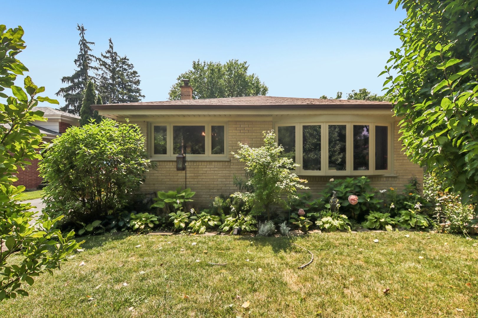 1st image of 205 Glenview Rd, Glenview, IL 60025 | MLS# 12747541