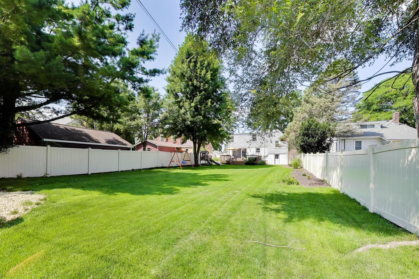 Photo 26 of Single family home for sale at 319 N Oaklawn Ave, Elmhurst, IL 60126 | MLS# 12750253 | Listing updated on 2026-09-04