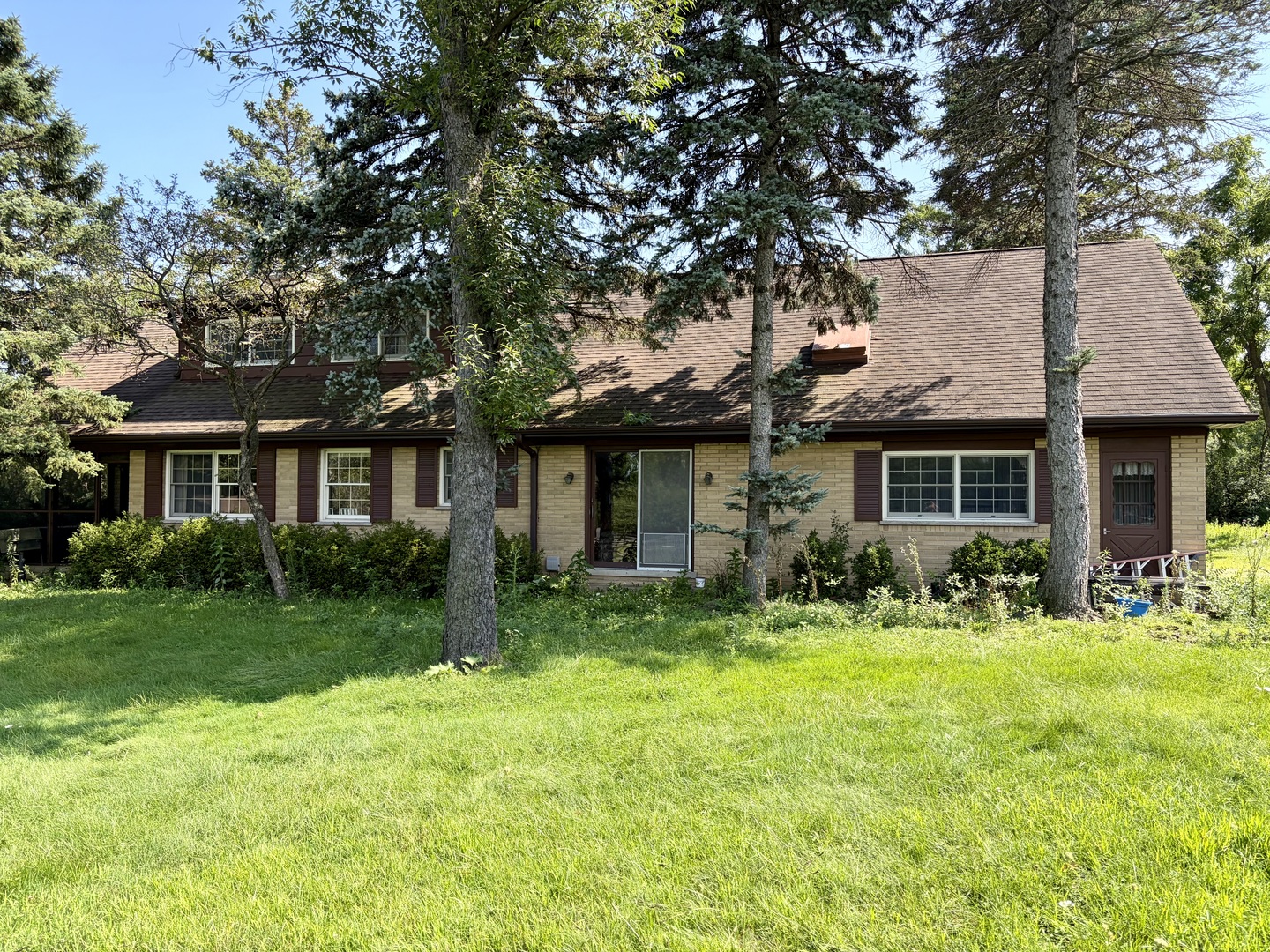 Photo 5 of Single family home for sale at 138 Breakenridge Farm Rd, Oak Brook, IL 60523 | MLS# 12750886 | Listing updated on 2026-09-05