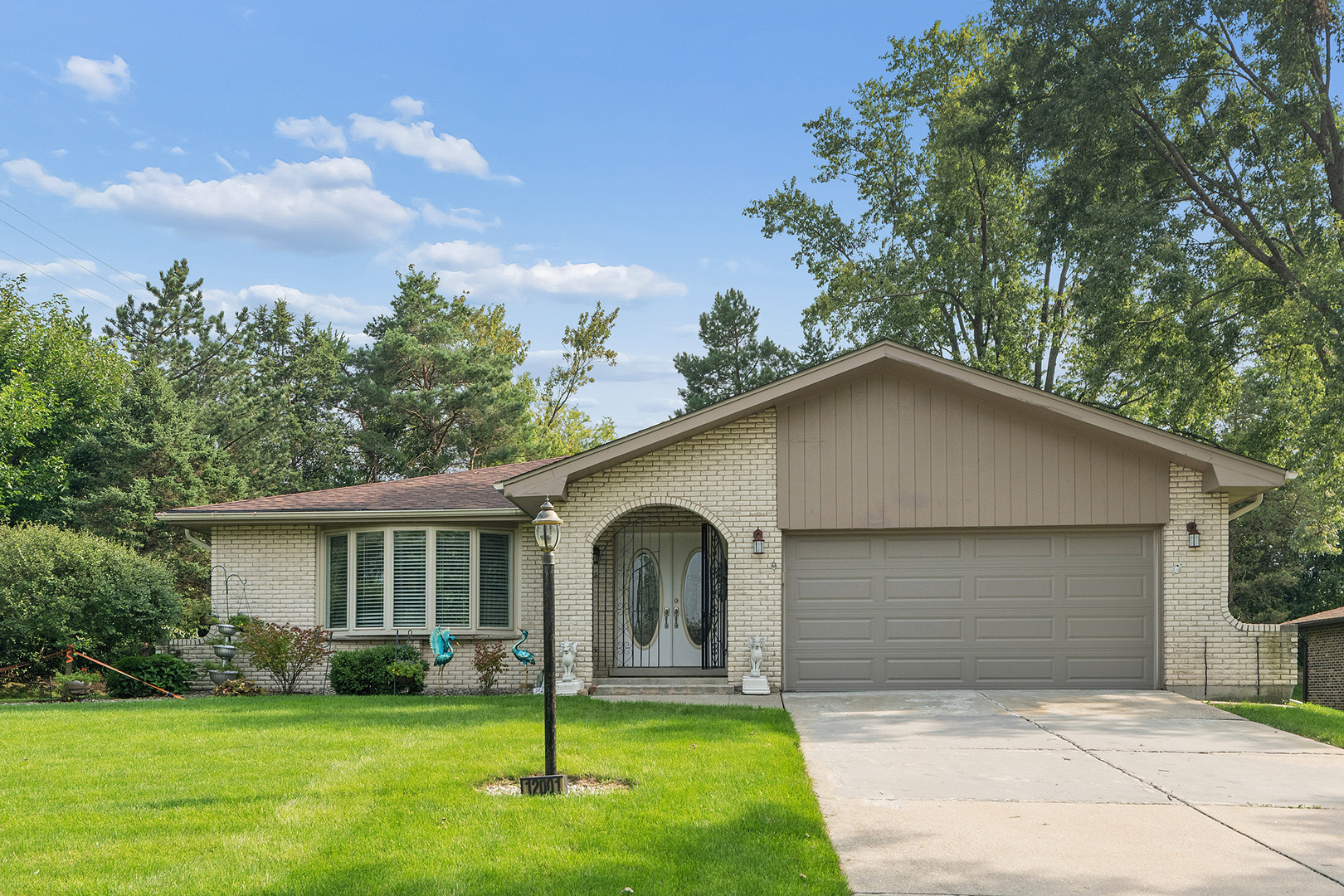 Photo 1 of Single family home for sale at 12001 W Lake View Dr, Orland Park, IL 60467 | MLS# 12751044 | Listing updated on 2026-09-04