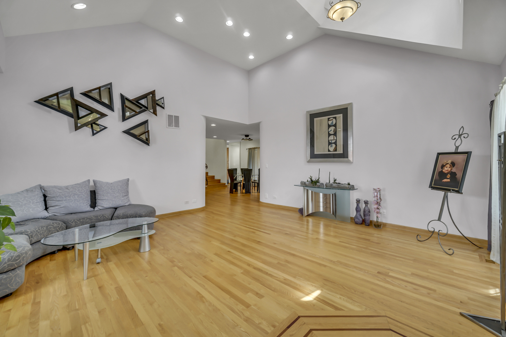 Photo 5 of Single family home for sale at 1704 Marguerite St, Park Ridge, IL 60068 | MLS# 12751312 | Listing updated on 2026-09-04