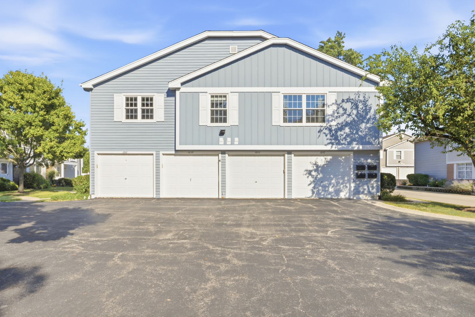 Photo 2 of Condo for sale at 1645 Timber Trl #D, Wheaton, IL 60189 | MLS# 12751404 | Listing updated on 2026-09-05