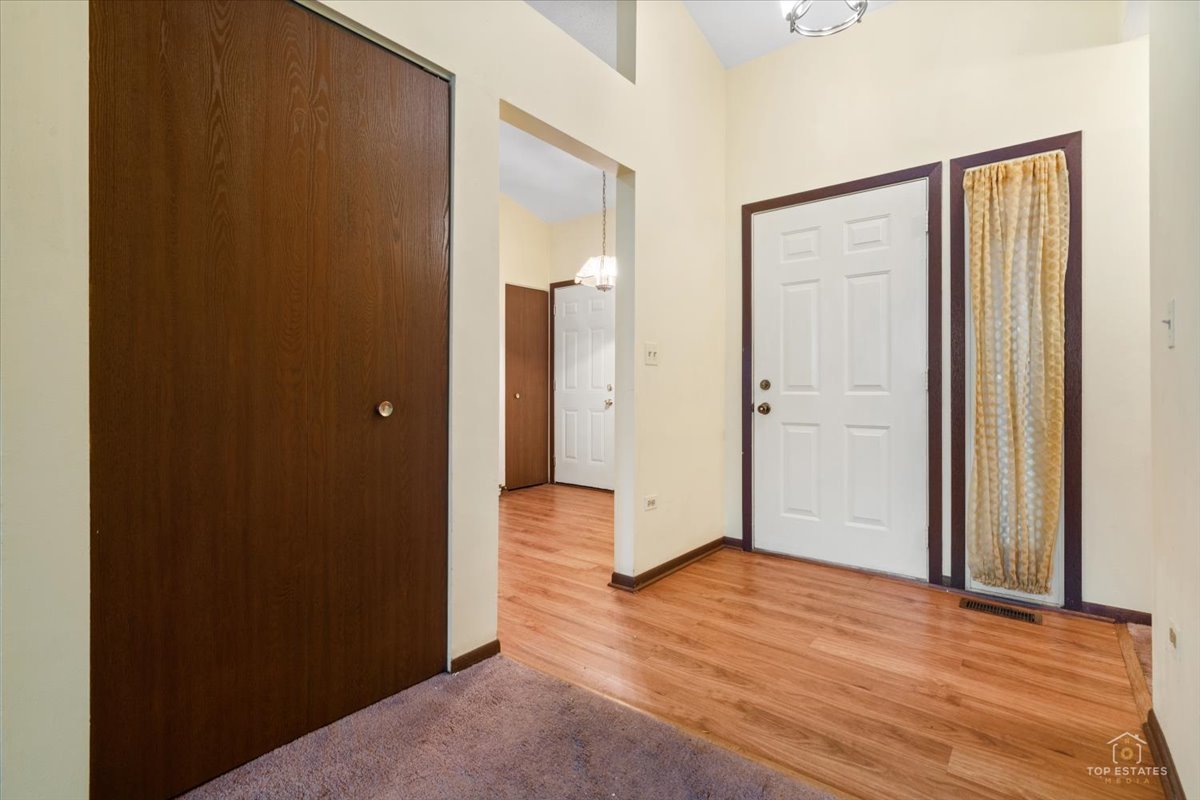 Photo 3 of Townhouse for sale at 1575 Brandywyn Ln, Buffalo Grove, IL 60089 | MLS# 12751674 | Listing updated on 2026-09-04